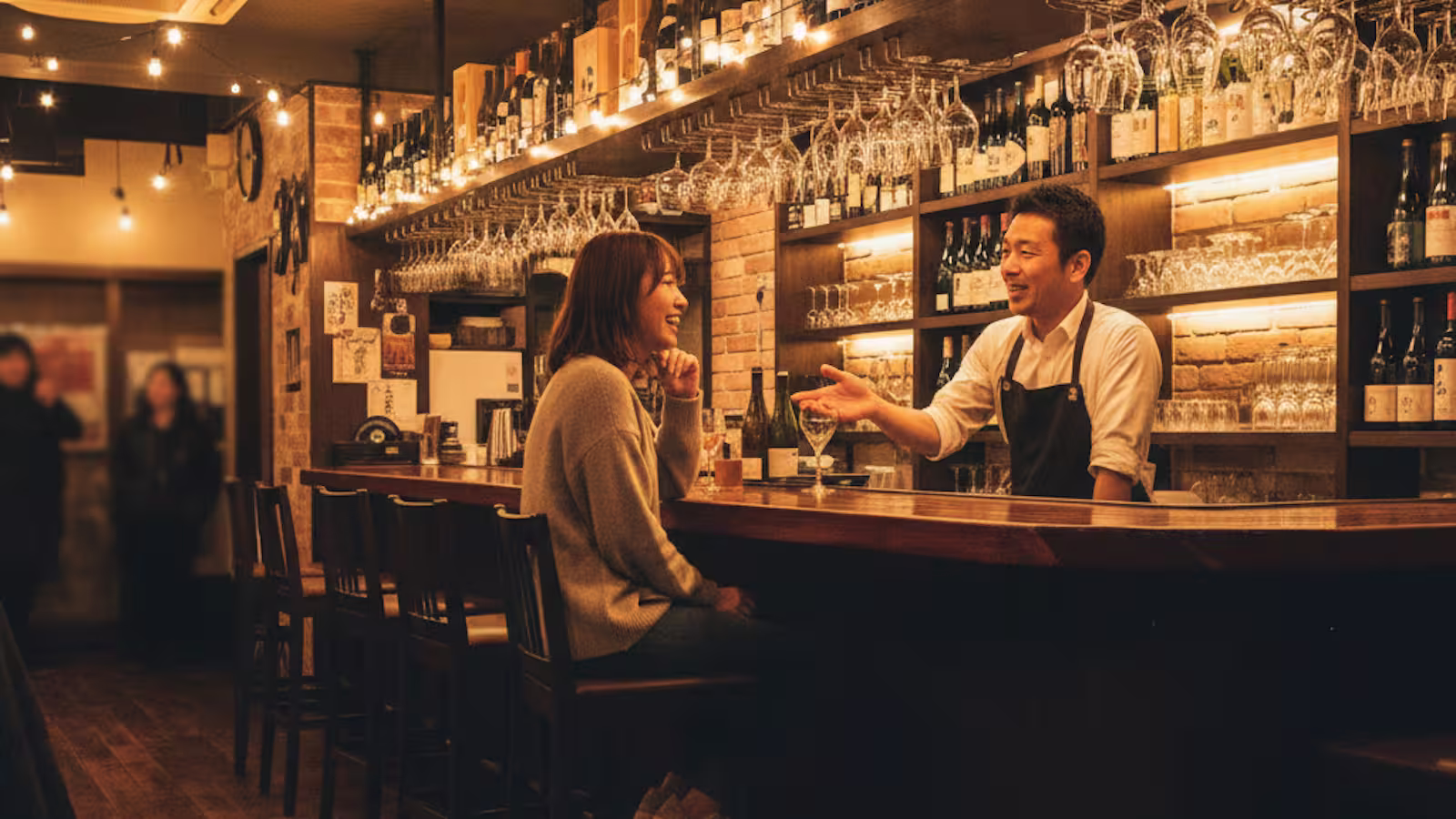 飲食店の集客・リピート戦略の完全ガイド|口コミ・LINE・SNS活用
